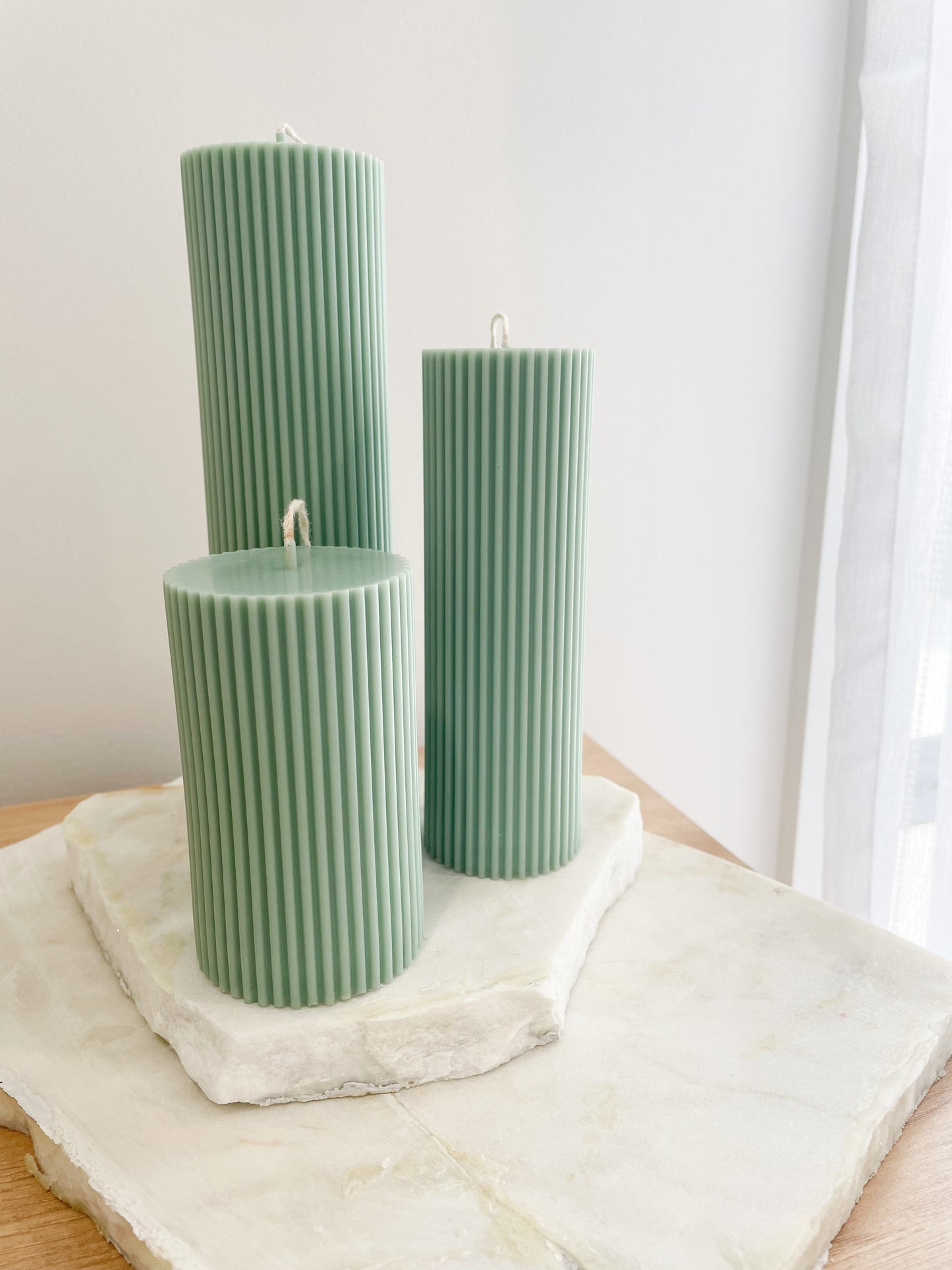 Ribbed Pillar Trio